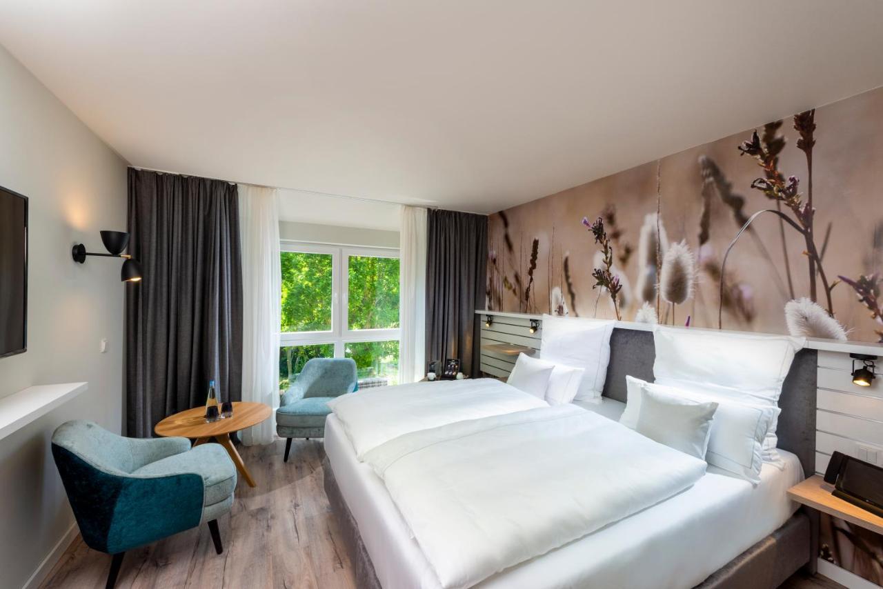 Aedenlife Hotel & Resort Ruegen Trent Exterior photo