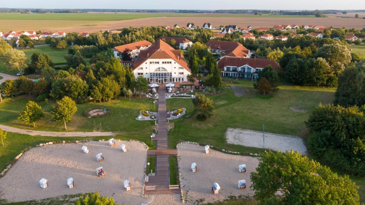Aedenlife Hotel & Resort Ruegen Trent Exterior photo
